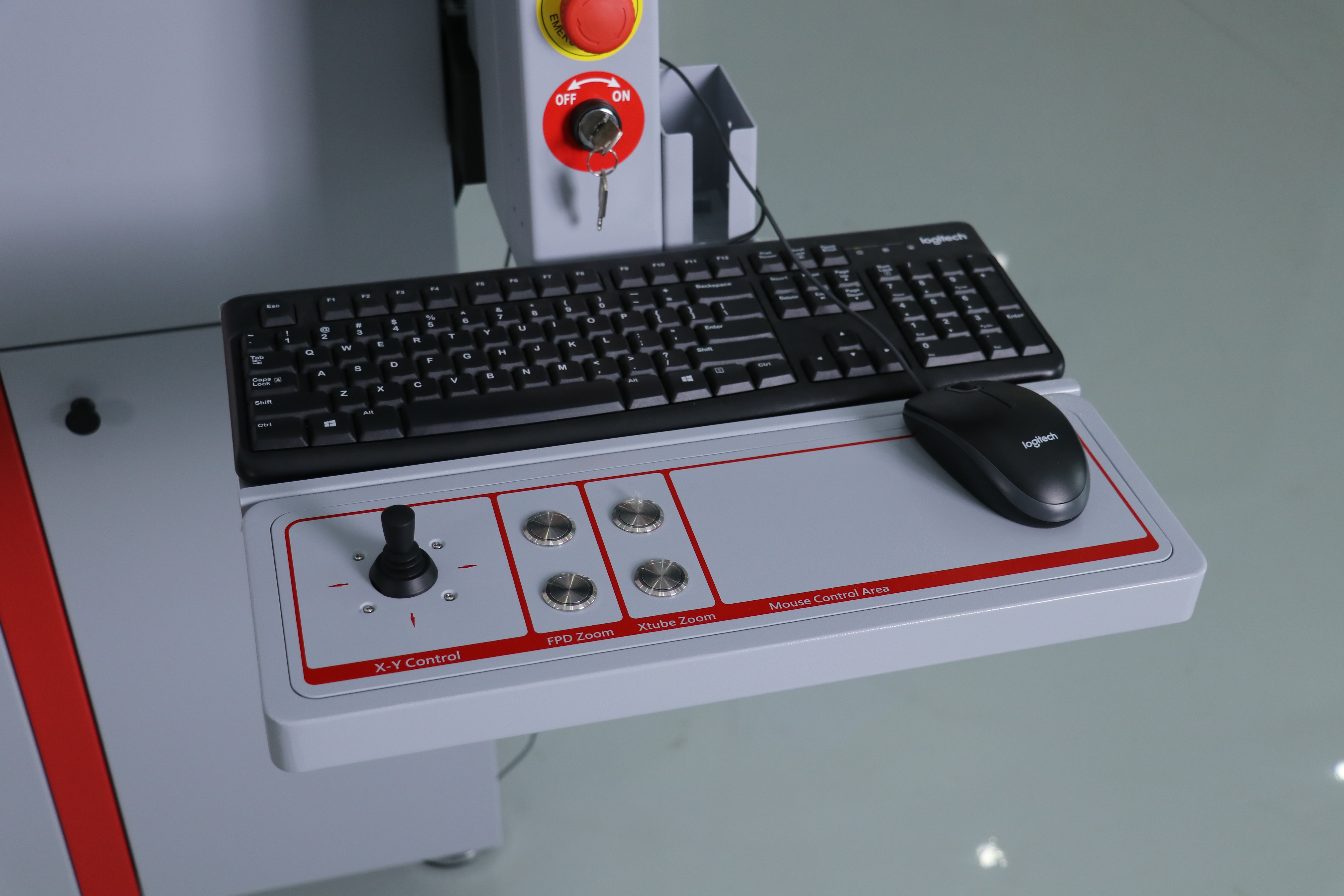 PCB-r&ouml;ntgentarkastuskoneen p&ouml;yt&auml;levy