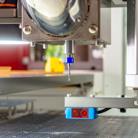 ICT-5700 | Piirilevyn irrotusreititin koneen piirilevyjen irrotukseen