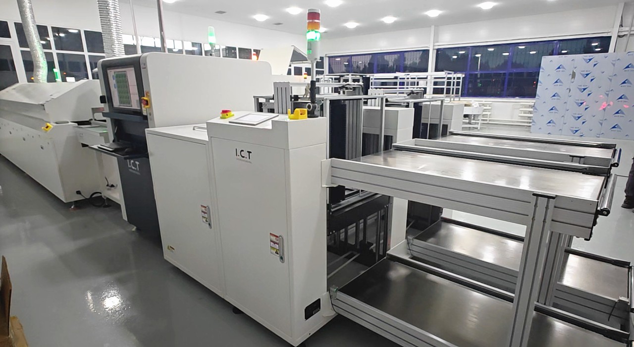 Laitteiden ostaminen on helppoa. Tehtaan rakentaminen ei ole.