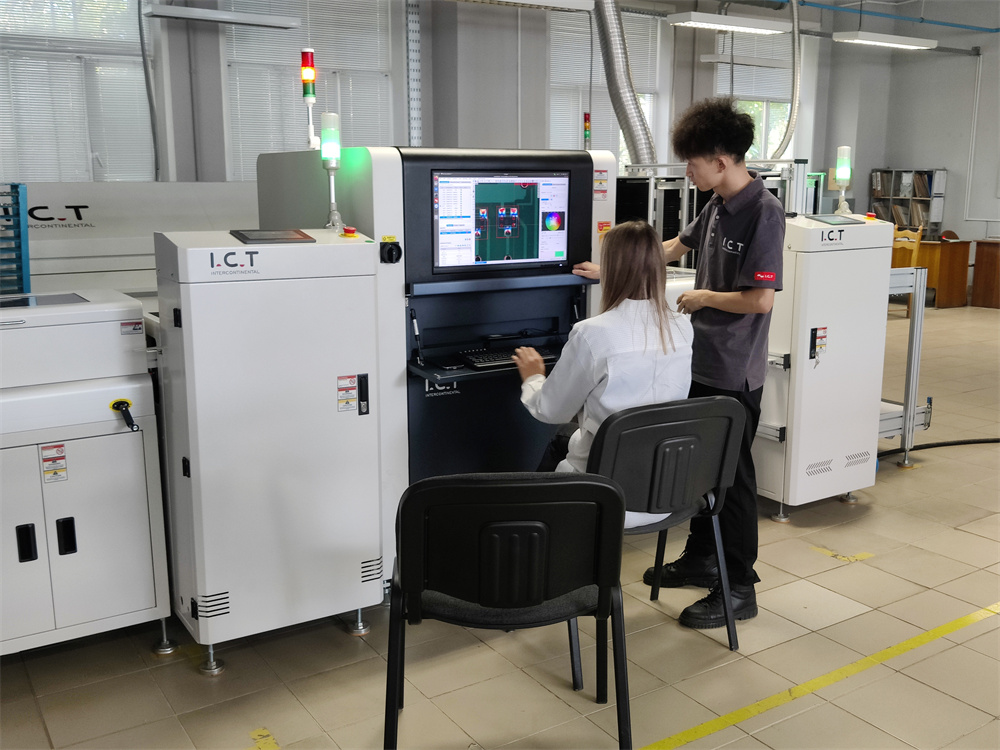 Räätälöity SMT -tuotantolinja autoelektroniikan valmistukseen