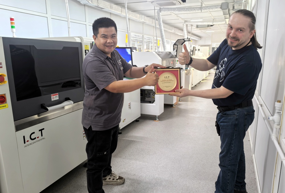 ICT SMT Line Euroopassa 04.jpg