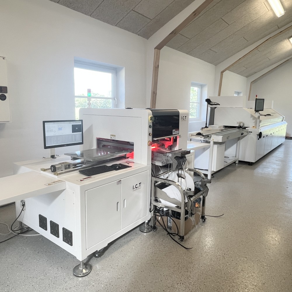 ICT | Nopea JUKI SMT SMD -tuotantolinja