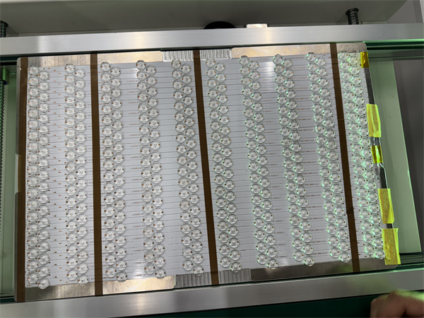 LED -valot (3)