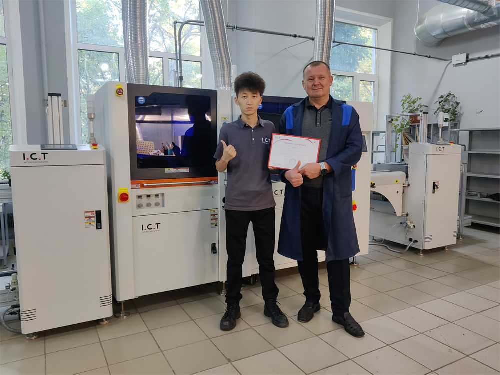 SMT -tuotantolinja autoelektroniikan valmistukseen
