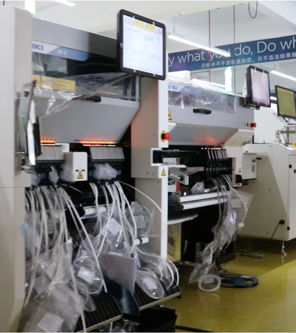 ICT | JUKI Pick and Place Machine 6 pään High Speed ​​LED SMT PBC koneen sirukiinnitin